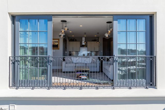 121 Rhett Street Unit 501, Greenville, SC 29601