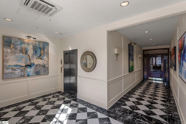 121 Rhett Street Unit 501, Greenville, SC 29601