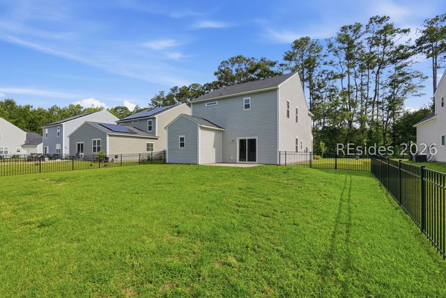 7 Woodland Ct, Bluffton, SC 29910