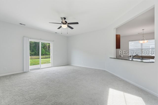 7 Woodland Ct, Bluffton, SC 29910