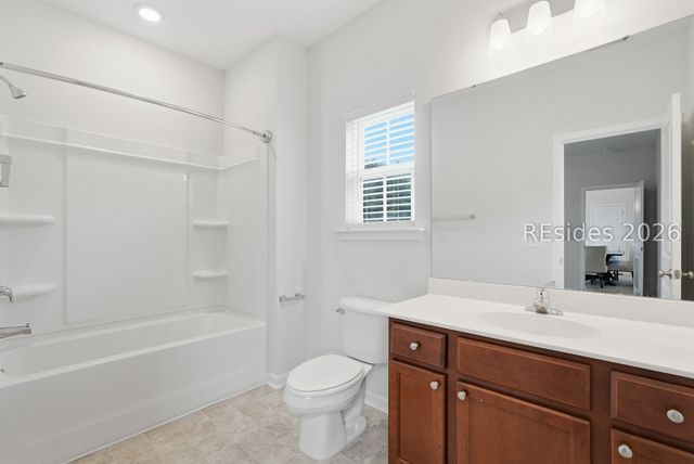 7 Woodland Ct, Bluffton, SC 29910