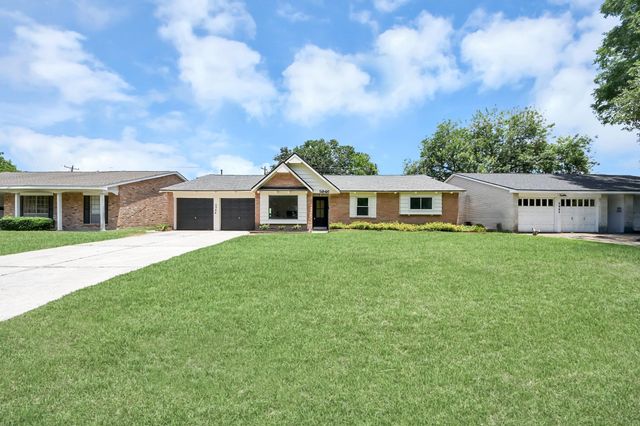 5946 Willowbend Boulevard, Houston, TX 77096