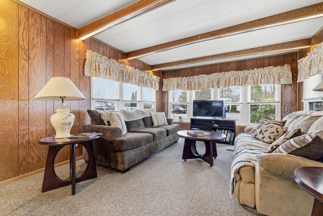 28 Golden Spur, Stonington, CT 06378