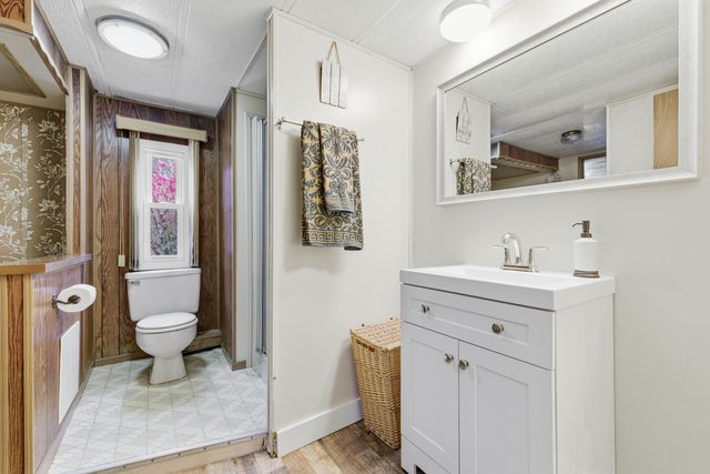 28 Golden Spur, Stonington, CT 06378