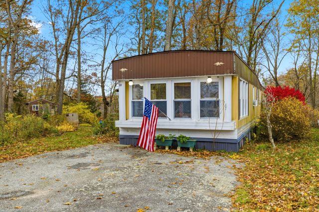 28 Golden Spur, Stonington, CT 06378