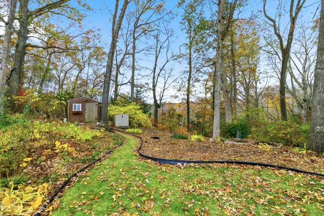 28 Golden Spur, Stonington, CT 06378