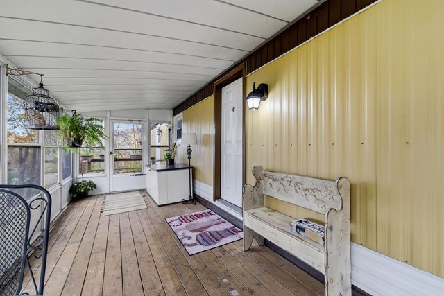 28 Golden Spur, Stonington, CT 06378