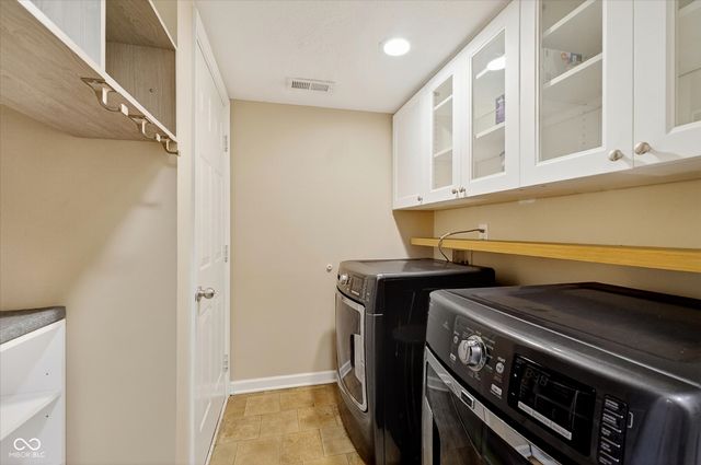 11711 Sand Creek Boulevard, Fishers, IN 46037