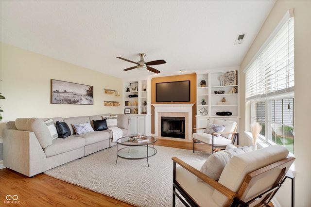 11711 Sand Creek Boulevard, Fishers, IN 46037