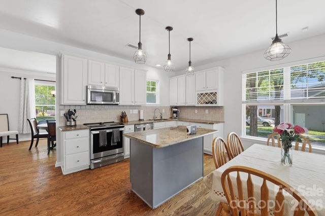 6122 Colonial Garden Drive, Huntersville, NC 28078