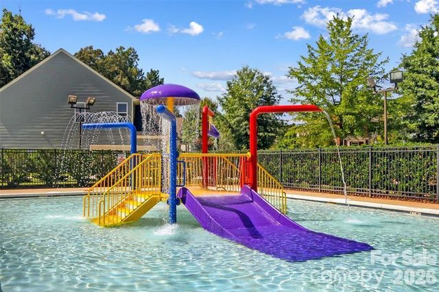 6122 Colonial Garden Drive, Huntersville, NC 28078