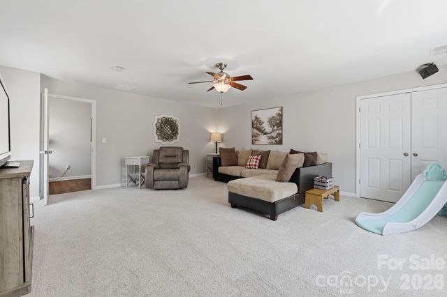 6122 Colonial Garden Drive, Huntersville, NC 28078