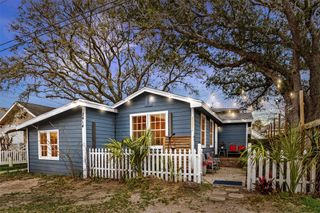 2614 59th Street, Galveston, TX 77551