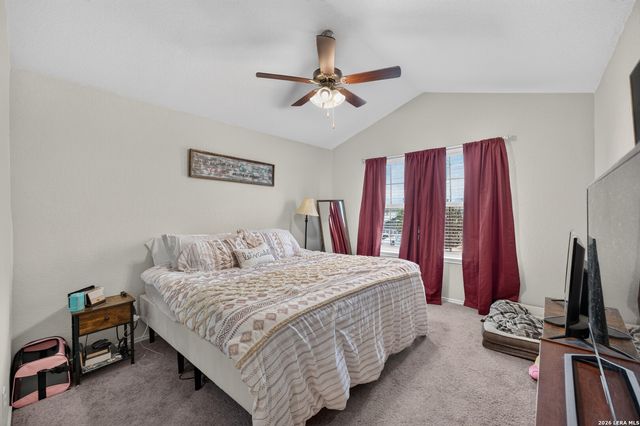 2536 Hiddenbrooke Trace, Seguin, TX 78155