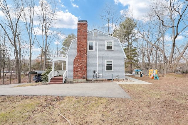 72 Fruit Street, Ashland, MA 01721
