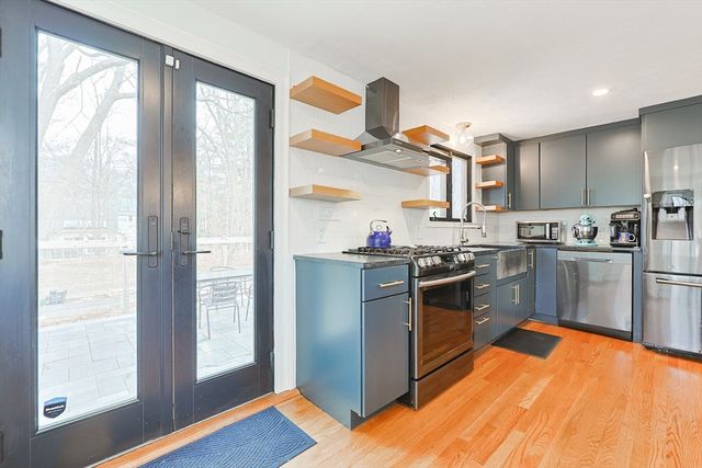 72 Fruit Street, Ashland, MA 01721