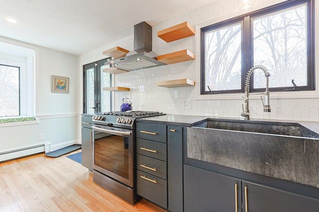 72 Fruit Street, Ashland, MA 01721