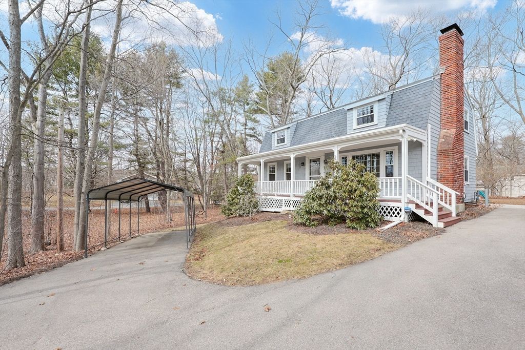 72 Fruit Street, Ashland, MA 01721