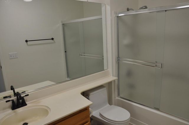 541 Leisure Court, Hollister, CA 95023