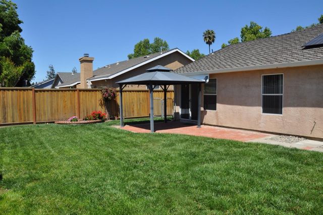 541 Leisure Court, Hollister, CA 95023