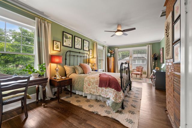 2307 5th Avenue, Fort Worth, TX 76110