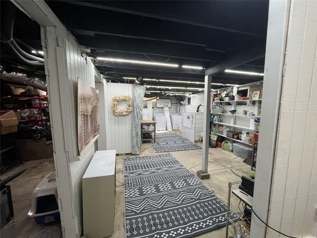2307 5th Avenue, Fort Worth, TX 76110
