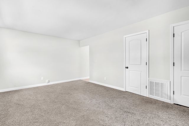 6620 Missouri Avenue, Hammond, IN 46323