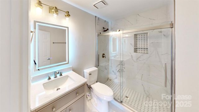 525 Olmsted Park Place M, Charlotte, NC 28203