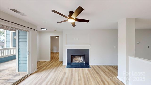 525 Olmsted Park Place M, Charlotte, NC 28203