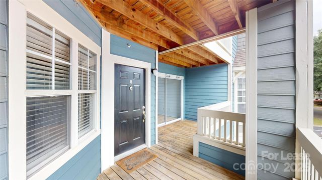 525 Olmsted Park Place M, Charlotte, NC 28203