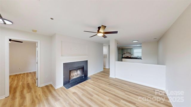 525 Olmsted Park Place M, Charlotte, NC 28203