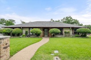 2801 Augusta Lane, Arlington, TX 76012