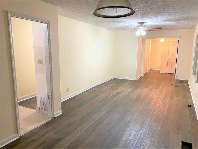 4135 Matt Highway, Cumming, GA 30028