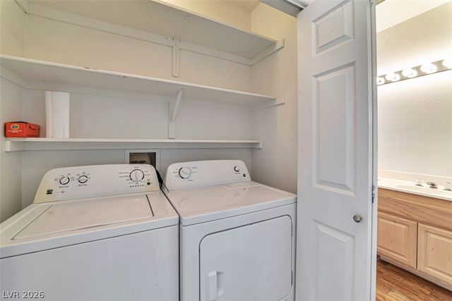 3320 South Fort Apache Road 216, Las Vegas, NV 89117