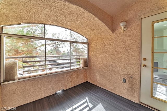 3320 South Fort Apache Road 216, Las Vegas, NV 89117