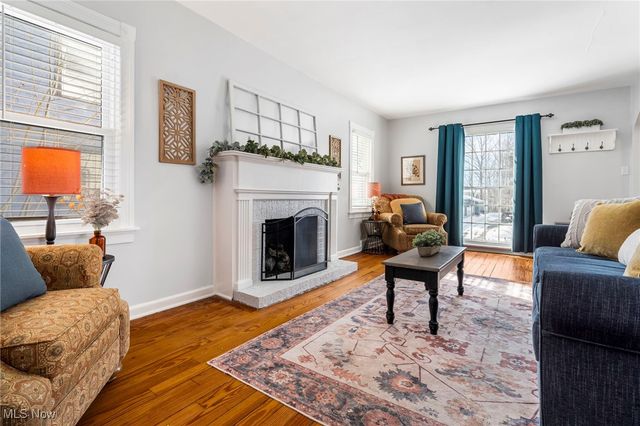 687 Crestview Avenue, Akron, OH 44320