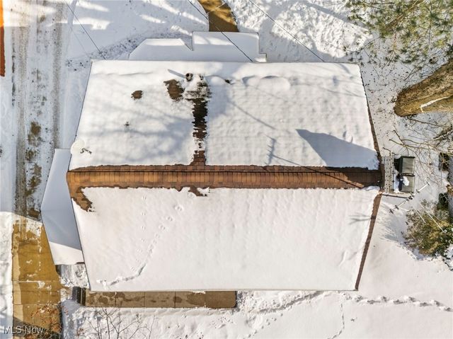 687 Crestview Avenue, Akron, OH 44320