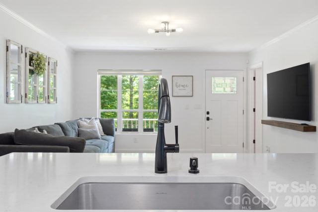 3673 Dockside Lane, Sherrills Ford, NC 28673