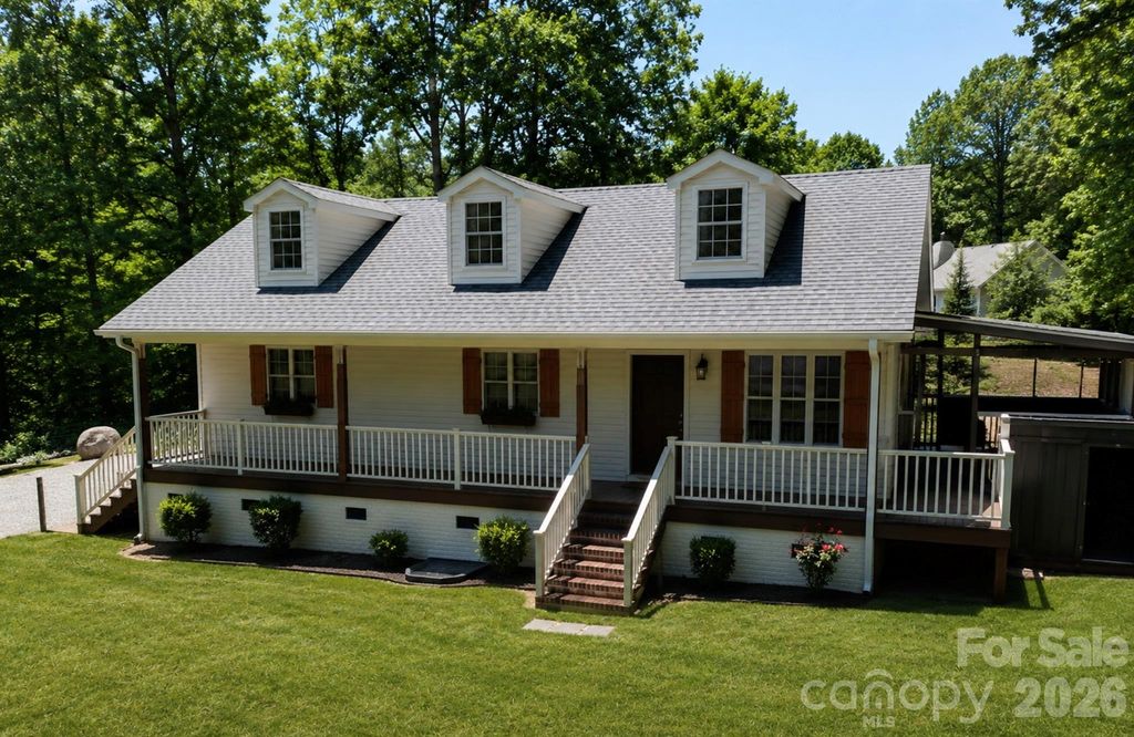 3673 Dockside Lane, Sherrills Ford, NC 28673