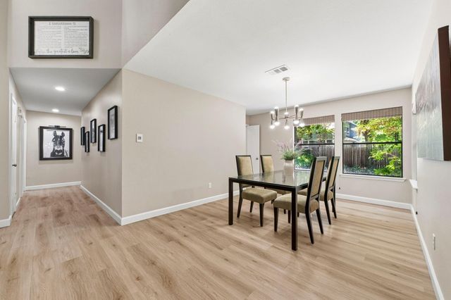 24 Gannet Hollow Place, The Woodlands, TX 77381