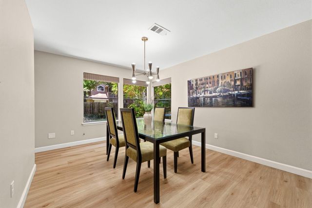 24 Gannet Hollow Place, The Woodlands, TX 77381