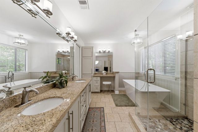 24 Gannet Hollow Place, The Woodlands, TX 77381