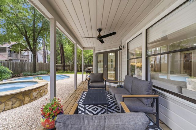 24 Gannet Hollow Place, The Woodlands, TX 77381