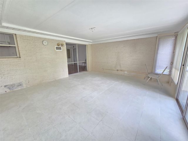 9754 Ebb Street, Houston, TX 77089