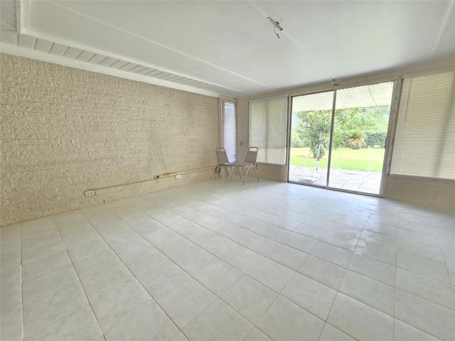 9754 Ebb Street, Houston, TX 77089