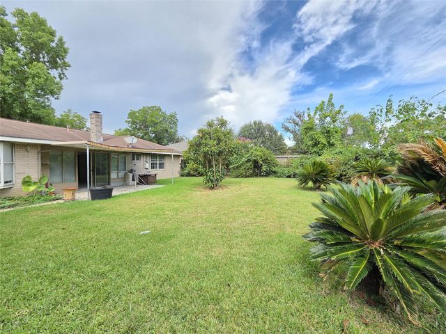 9754 Ebb Street, Houston, TX 77089