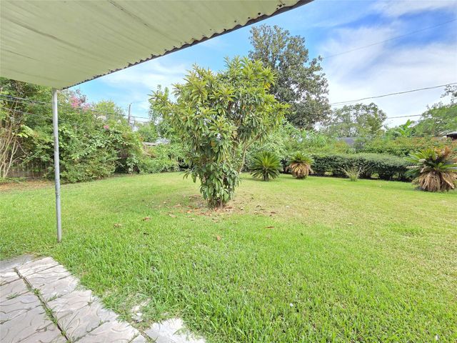 9754 Ebb Street, Houston, TX 77089