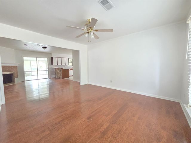 9754 Ebb Street, Houston, TX 77089