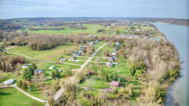 986 42E HWY, Warsaw, KY 41095