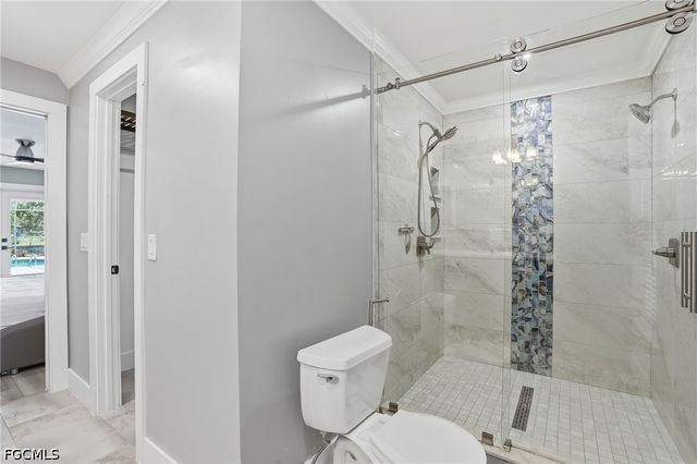 1860 Marina CIR, North Fort Myers, FL 33903